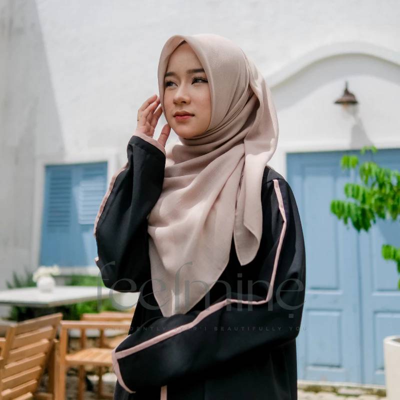 contoh baju gamis wanita muslimah