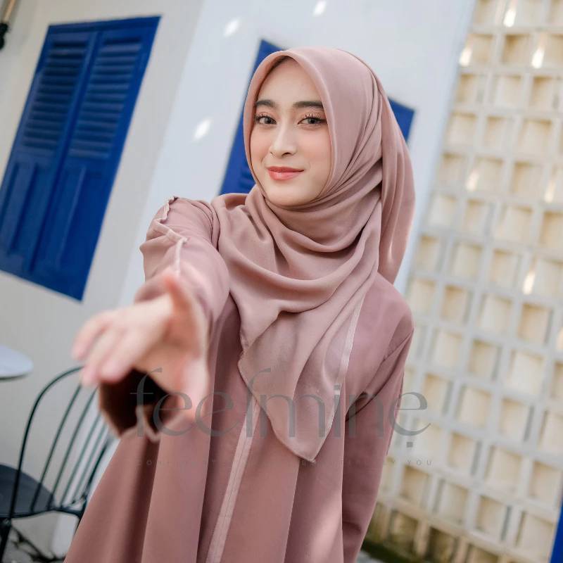 contoh baju gamis wanita muslimah